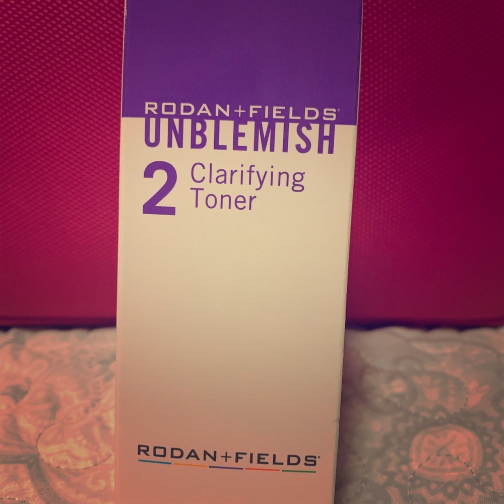 Unblemish Step 2 Toner R+F